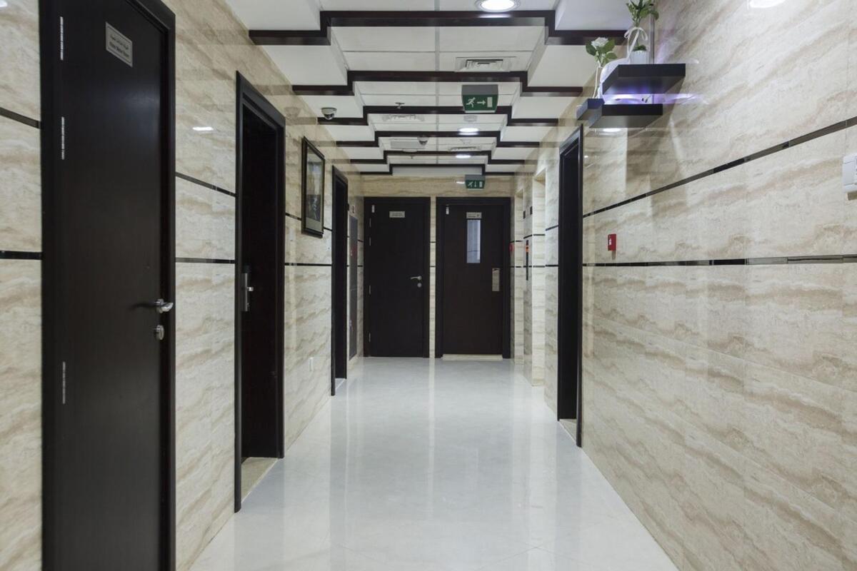 Executive Suite Room In Barsha 1 Near Moe Metro 두바이 외부 사진